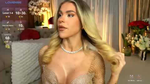 Chloe online show from 02-11-26, 09:20