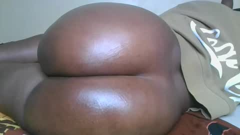 Snapshot of choco_baeb chatting on 11-28-25, 04:48 nei online show from 11-28-25, 04:48