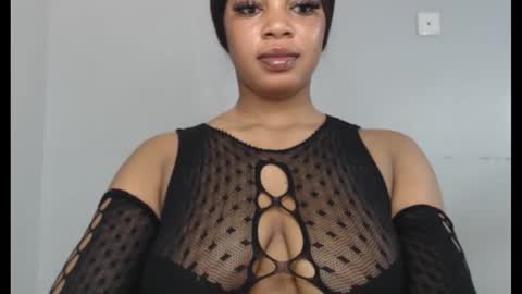 Snapshot of choco_chocox chatting on 09-25-25, 07:01 ESTHER online show from 09-25-25, 07:01