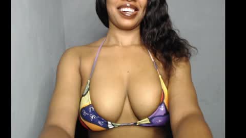 Snapshot of choco_chocoxx chatting on 04-20-26, 04:26 ESTHER online show from 04-20-26, 04:26