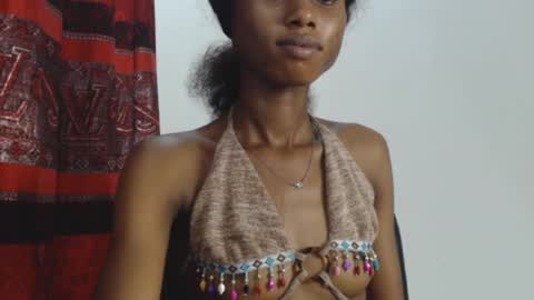 choco_petitqueen online show from 12-14-24, 10:24