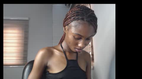 choco_petitqueen online show from 01-16-26, 07:34