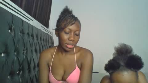 chocobear22 online show from 11-21-25, 11:42