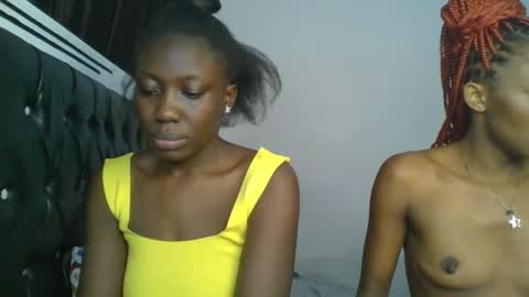 chocobear22 online show from 11-27-25, 09:50