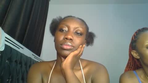 chocobear22 online show from 12-02-25, 10:27