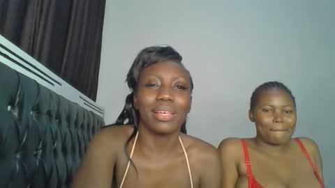 chocobear22 online show from 12-21-25, 08:49