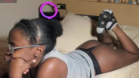 Snapshot of chocolandra_10 chatting on 12-10-24, 07:43 Amber online show from 12-10-24, 07:43