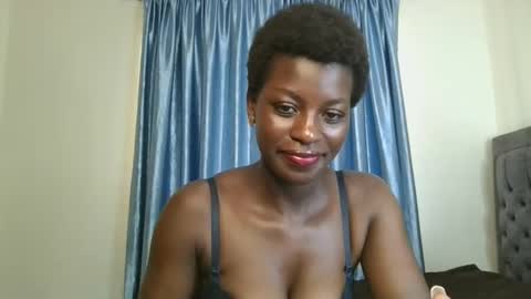 Snapshot of chocolate_iva chatting on 10-03-25, 10:23 Iva online show from 10-03-25, 10:23
