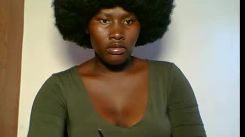 chocolate sabrina24 online show from 01-10-26, 09:22