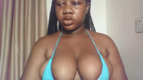 chocolateassgirl61 online show from 10-31-25, 06:47