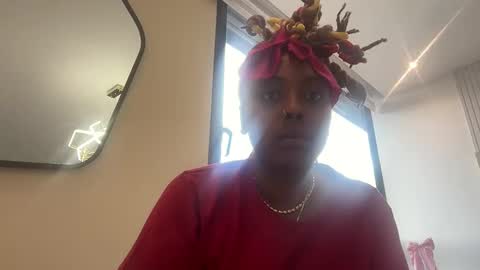 ChocolateCakeQueen online show from 12-20-24, 10:11