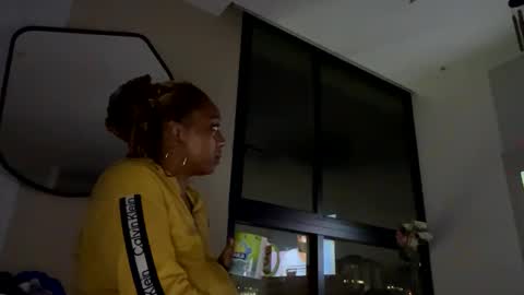 ChocolateCakeQueen online show from 01-28-25, 06:05