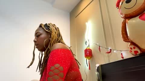 ChocolateCakeQueen online show from 02-15-25, 02:15