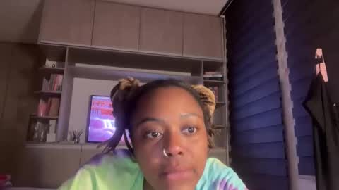 ChocolateCakeQueen online show from 10-26-25, 02:39