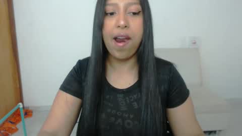 Monica online show from 04-12-26, 09:53