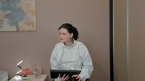 Cassandra online show from 03-21-26, 04:06