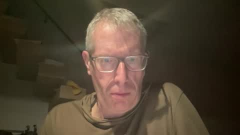 choupipat1 online show from 10-12-25, 04:44