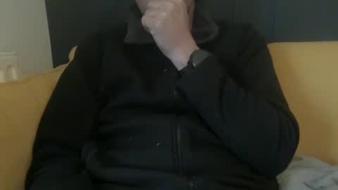 Snapshot of chris13abcd chatting on 01-15-26, 08:41 chris13abcd online show from 01-15-26, 08:41