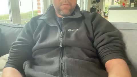 Snapshot of chris13abcd chatting on 02-10-26, 08:51 chris13abcd online show from 02-10-26, 08:51