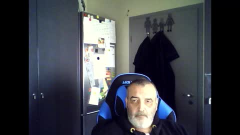 Chris online show from 09-16-25, 08:59