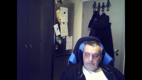 Chris online show from 03-01-26, 06:48