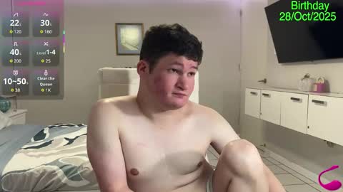 Chris Evens online show from 10-18-25, 01:19