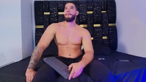 Chris B online show from 11-21-25, 06:50