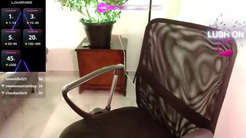 cris         Twitter magnum101010 insta magnumc20 online show from 03-09-25, 06:43