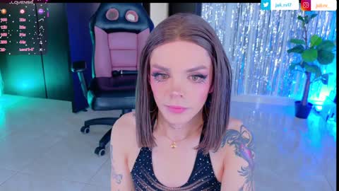 juli   Instagram july rv17 - Twitter juli rv17     online show from 01-14-25, 12:14