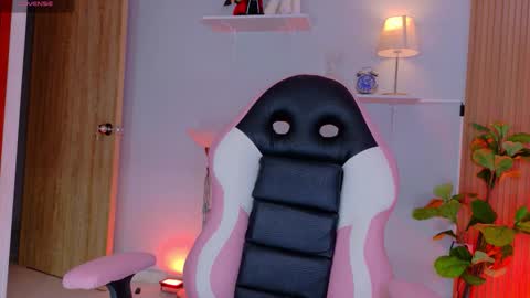 Snapshot of chris_parker01 chatting on 02-03-26, 11:37 juli Instagram july rv17 - Twitter juli rv17 online show from 02-03-26, 11:37