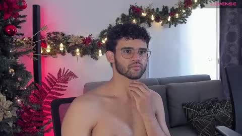 Im Chirs IM MODEL INDEPENDT online show from 12-03-24, 06:17