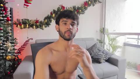 Im Chirs IM MODEL INDEPENDT online show from 12-09-24, 03:22