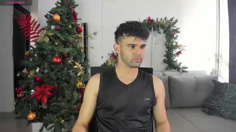 Im Chirs IM MODEL INDEPENDT online show from 12-26-24, 04:04