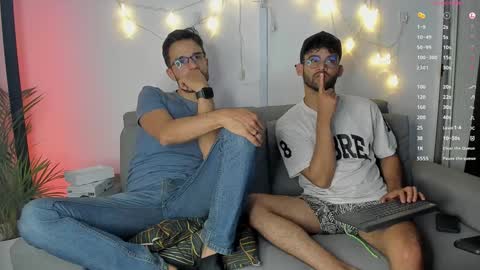 Im Chirs IM MODEL INDEPENDT online show from 01-09-25, 03:15