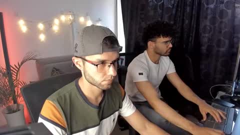 Im Chirs IM MODEL INDEPENDT online show from 01-18-25, 10:28