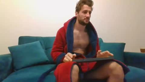 Snapshot of chrisaron chatting on 02-17-25, 04:09 chrisaron online show from 02-17-25, 04:09