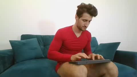 Snapshot of chrisaron chatting on 03-02-25, 07:21 chrisaron online show from 03-02-25, 07:21