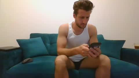 Snapshot of chrisaron chatting on 03-10-25, 04:17 chrisaron online show from 03-10-25, 04:17