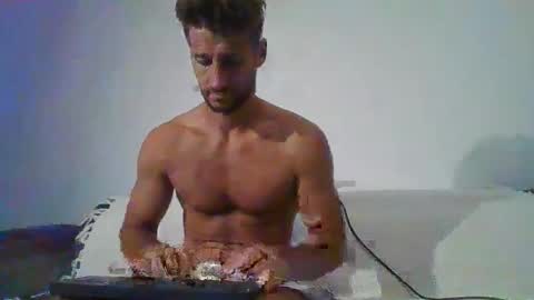 Snapshot of chrisaron chatting on 09-20-25, 04:24 chrisaron online show from 09-20-25, 04:24
