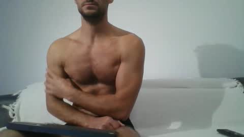 Snapshot of chrisaron chatting on 10-17-25, 04:26 chrisaron online show from 10-17-25, 04:26