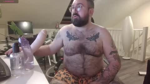 Snapshot of chriscubxxx chatting on 01-07-26, 08:11 chriscubxxx online show from 01-07-26, 08:11