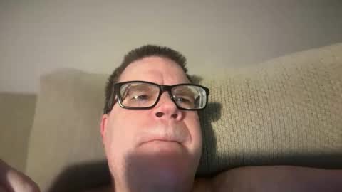 Snapshot of chrisd6066 chatting on 01-11-26, 03:28 Chris online show from 01-11-26, 03:28