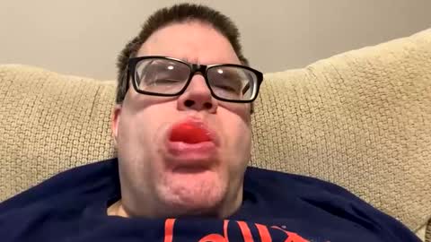 Snapshot of chrisd6066 chatting on 01-16-26, 04:33 Chris online show from 01-16-26, 04:33