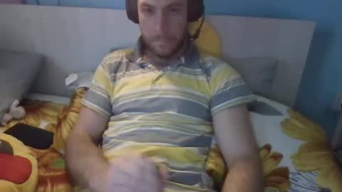 Snapshot of chrisfilip chatting on 03-11-25, 03:02 Chris online show from 03-11-25, 03:02