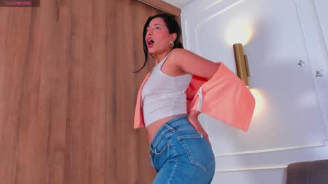 Snapshot of chrishell_ chatting on 12-15-24, 02:41 Chrishell online show from 12-15-24, 02:41