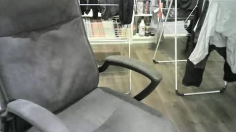 chrisprngr online show from 09-21-25, 04:52