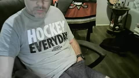 chrisprngr online show from 10-24-25, 09:06