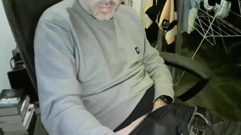 chrisprngr online show from 01-11-26, 08:47