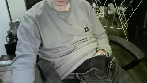 chrisprngr online show from 01-12-26, 09:42