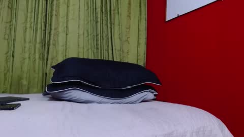 chriss_james online show from 03-06-25, 05:35